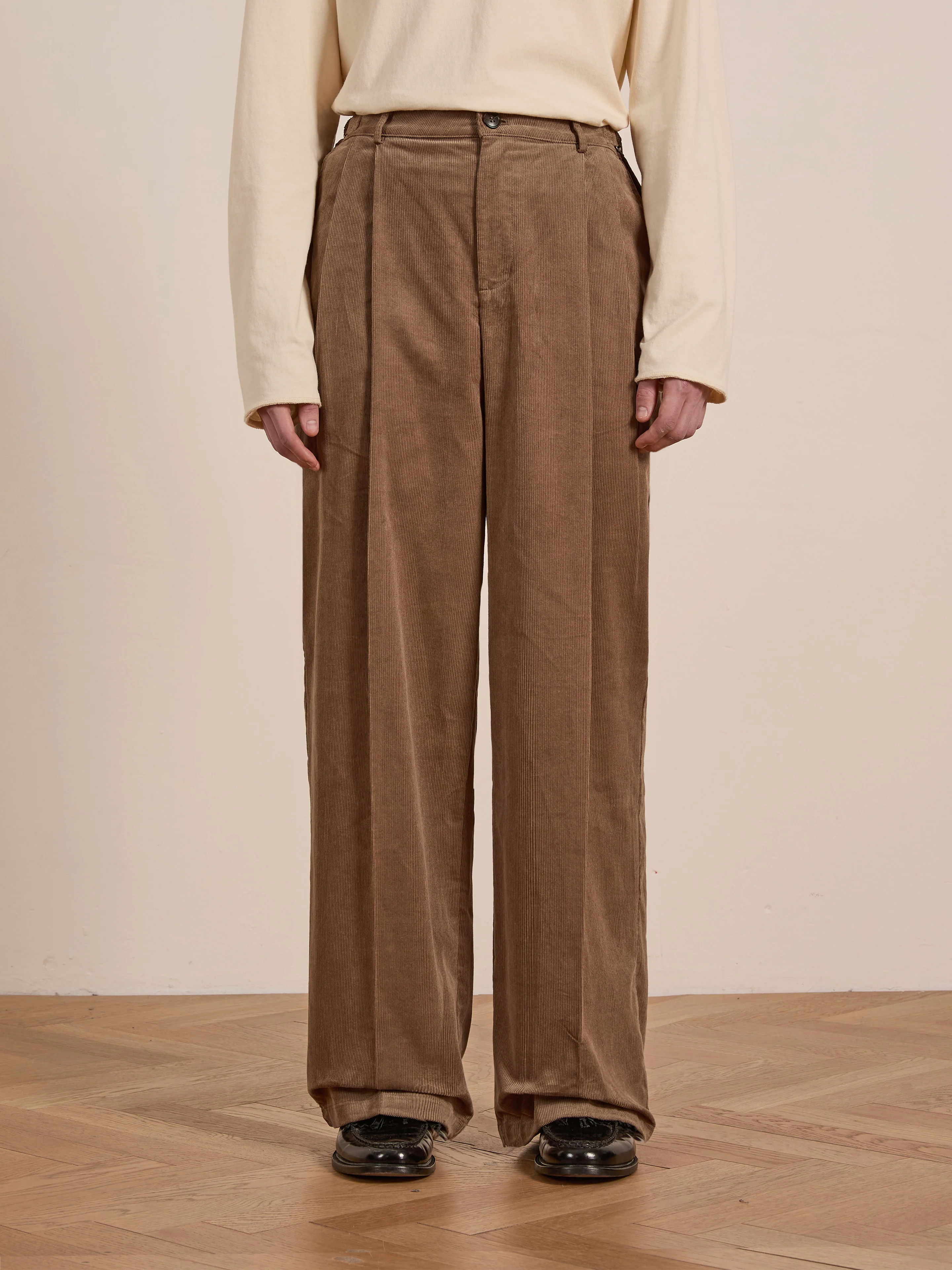 Corduroy Pleated Trousers