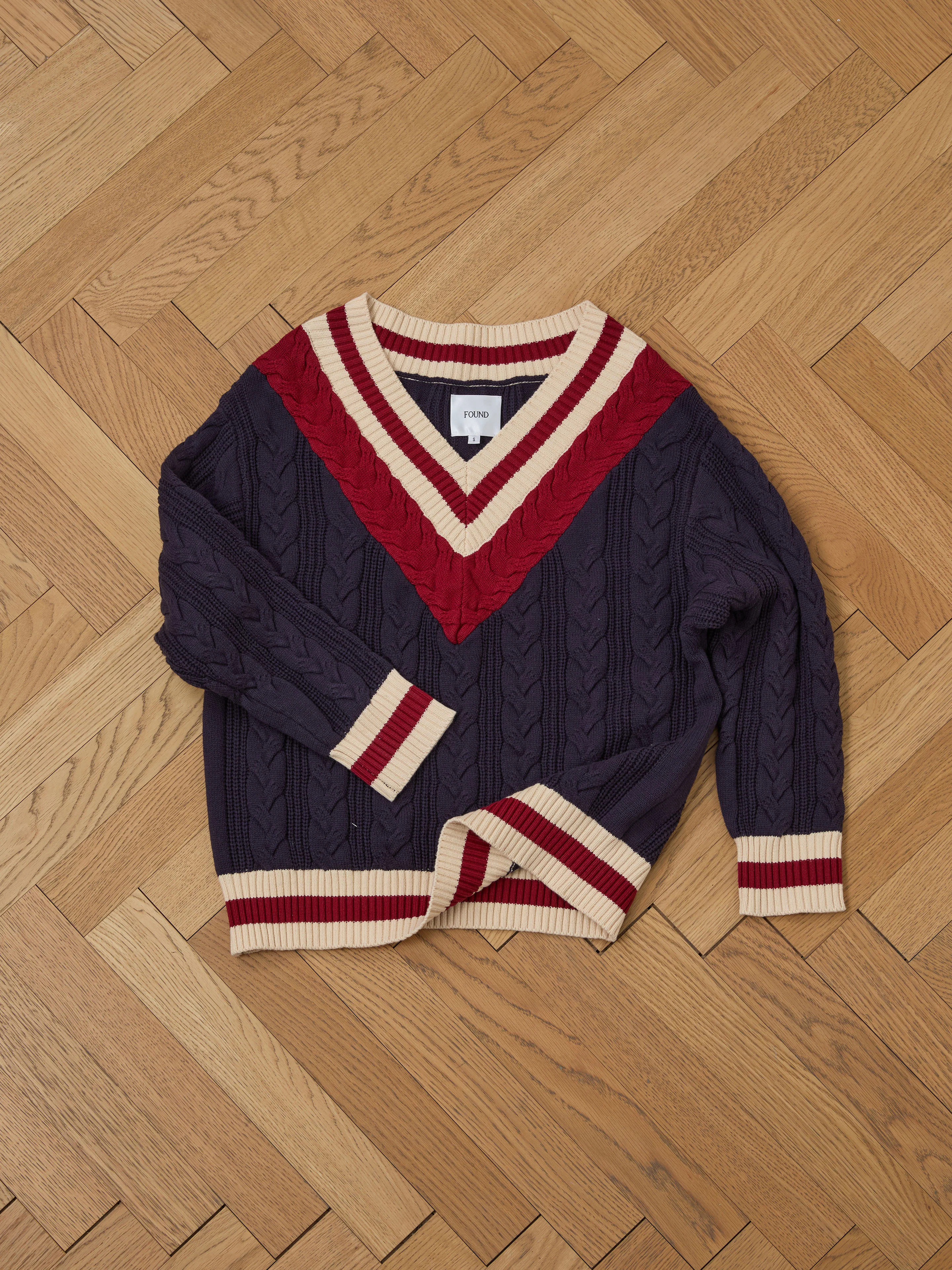 V-Neck Cricket Sweater - Image 15